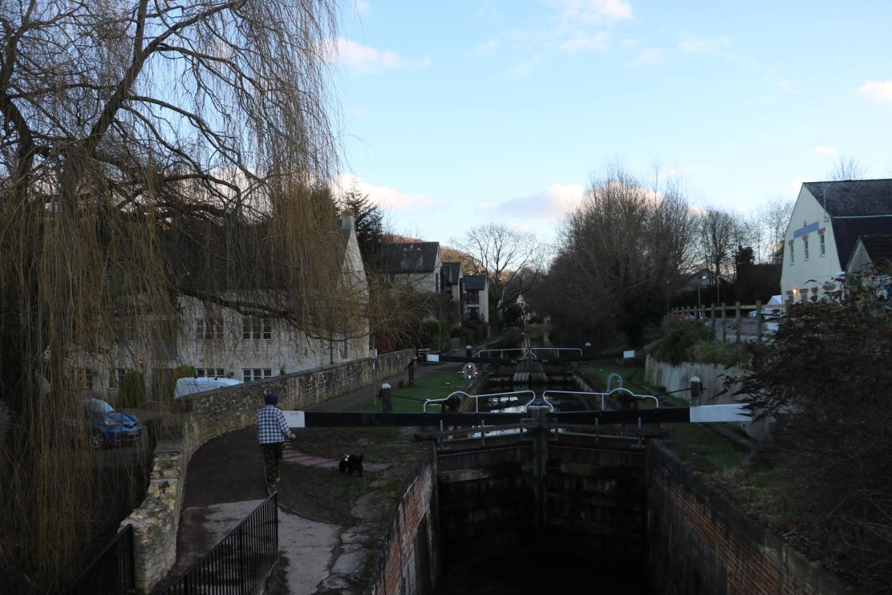 Appartamento Flat 1 - The Old Mill - Bowbridge Lock - Stroud Stroud  Esterno foto